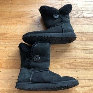 UGG Women's Bailey Button II Boot Black 8.5